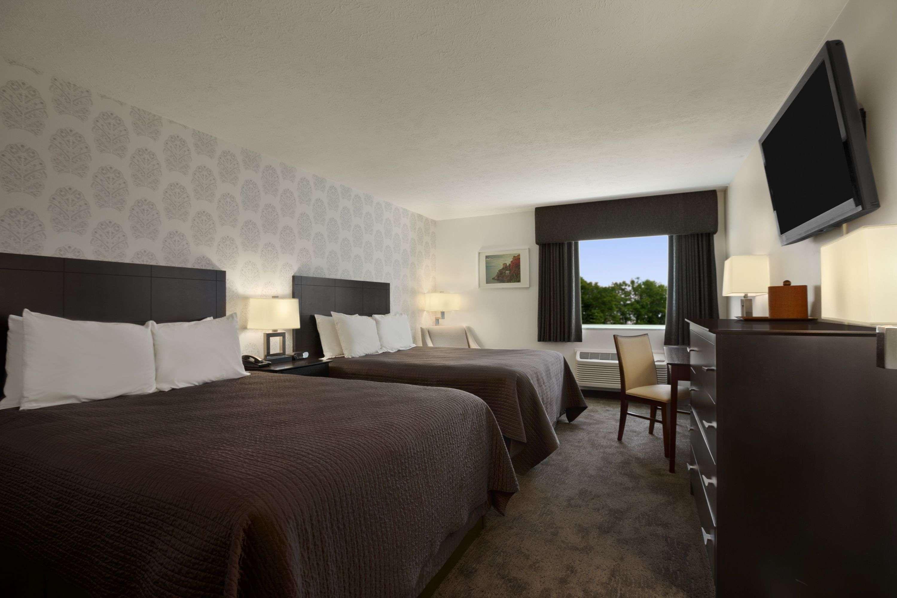 Travelodge By Wyndham Oh Hubbard